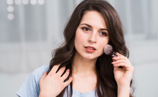 Achieve a No-Makeup Makeup Look for a Simple and Fresh-Face