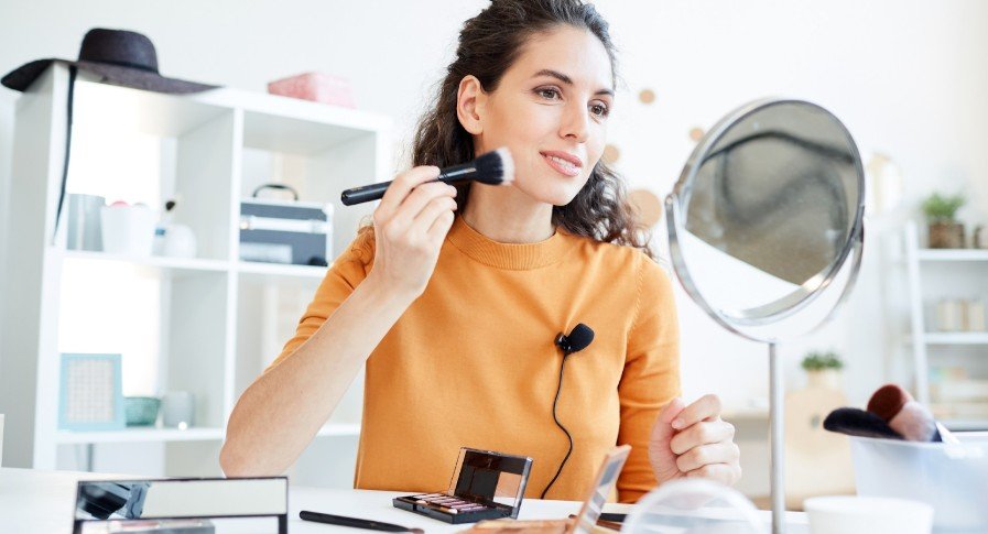 Simplify Your Makeup Routine with Quick Hacks